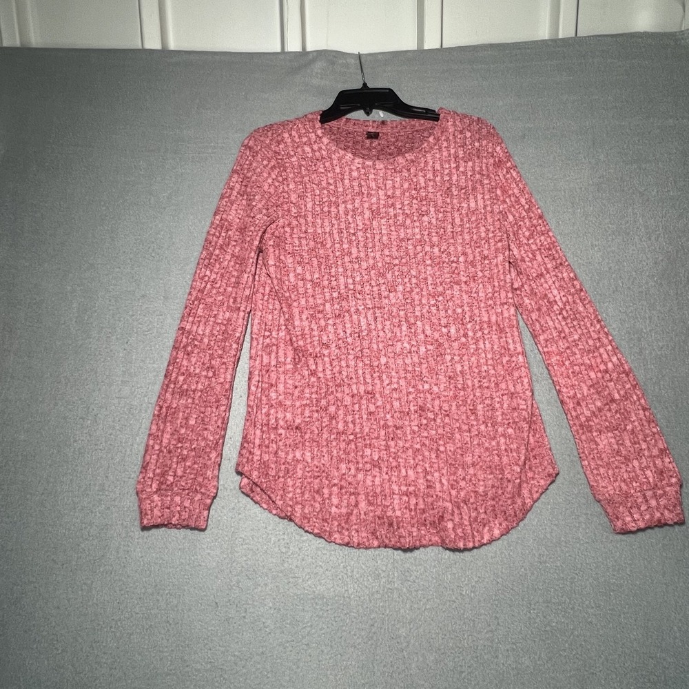 RUBZOOF Women's Pink Ribbed‎ Knit Sweater Size M Long Sleeve Curved Hem Relaxed